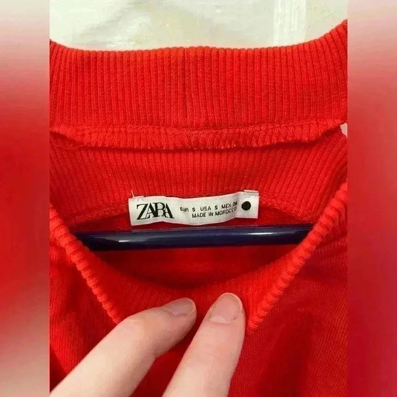 Zara Salamander Orange Off the Shoulder Sweater size small - Picture 3 of 5